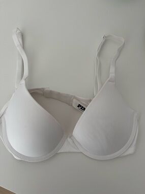 Victoria's Secret Pink White Push-up Bra